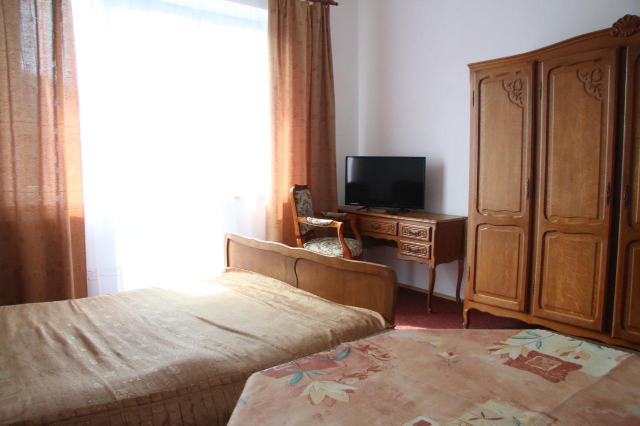 Domy Wczasowe Tryumfy Bed and Breakfast Krynica Zdroj Buitenkant foto