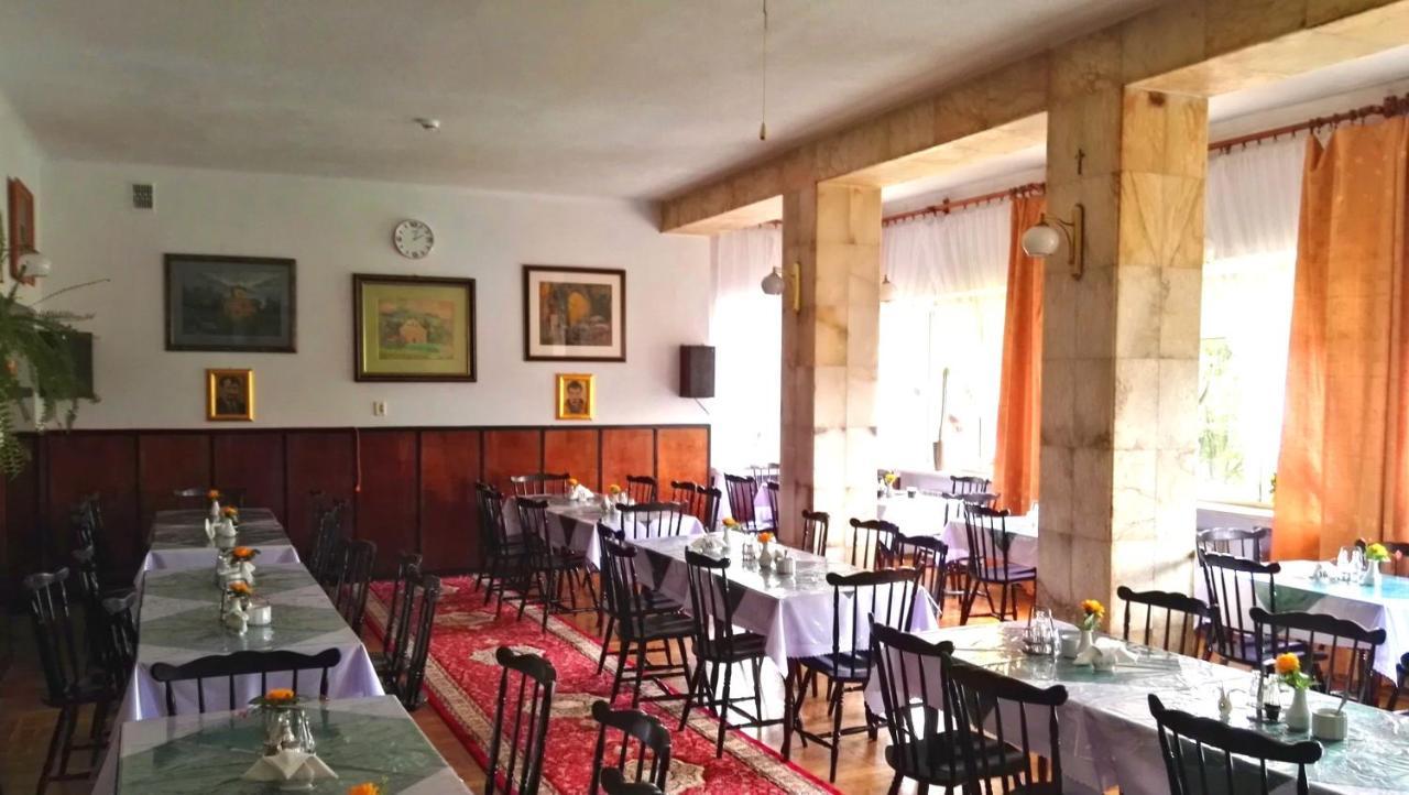 Domy Wczasowe Tryumfy Bed and Breakfast Krynica Zdroj Buitenkant foto