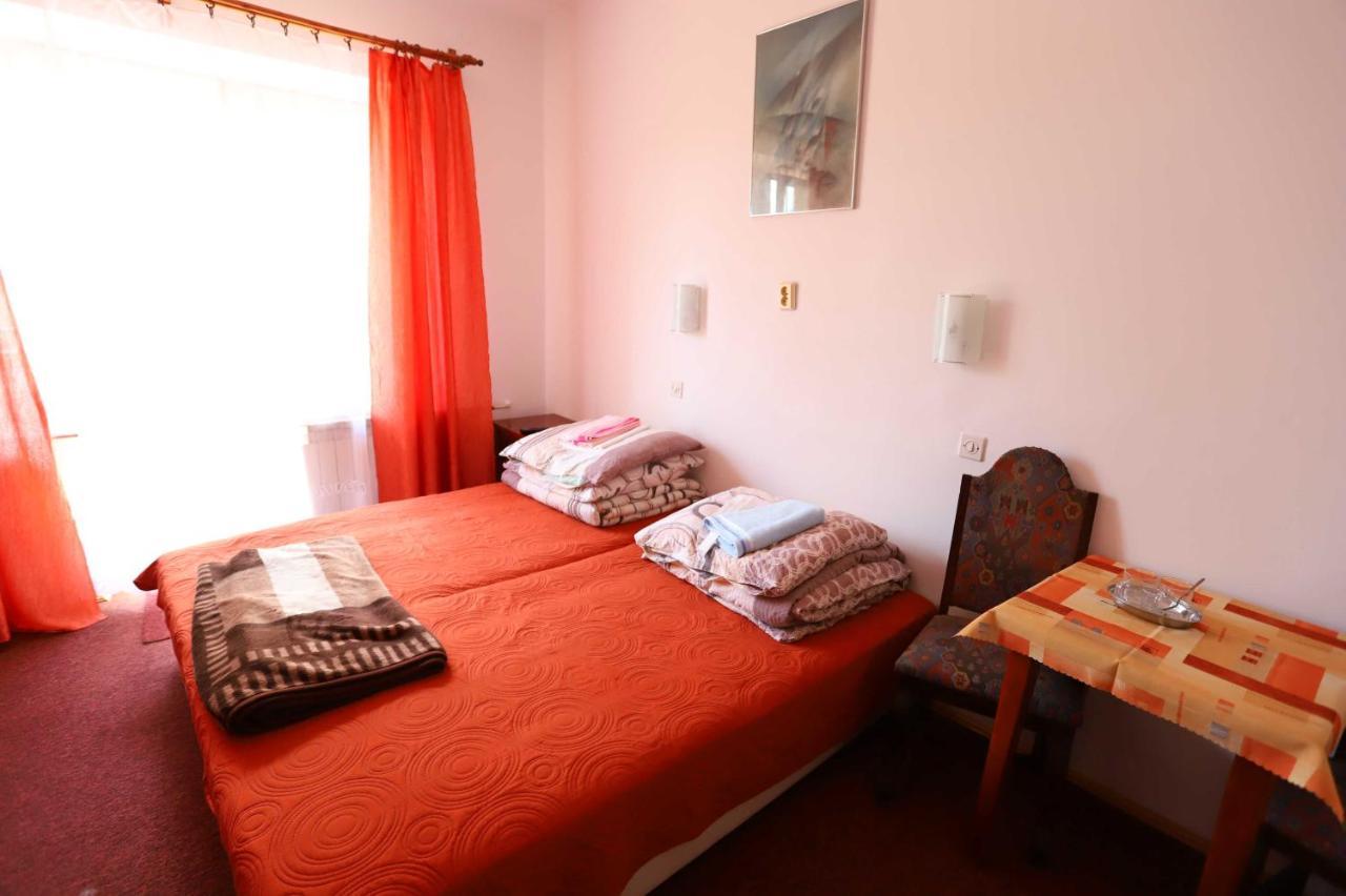 Domy Wczasowe Tryumfy Bed and Breakfast Krynica Zdroj Buitenkant foto