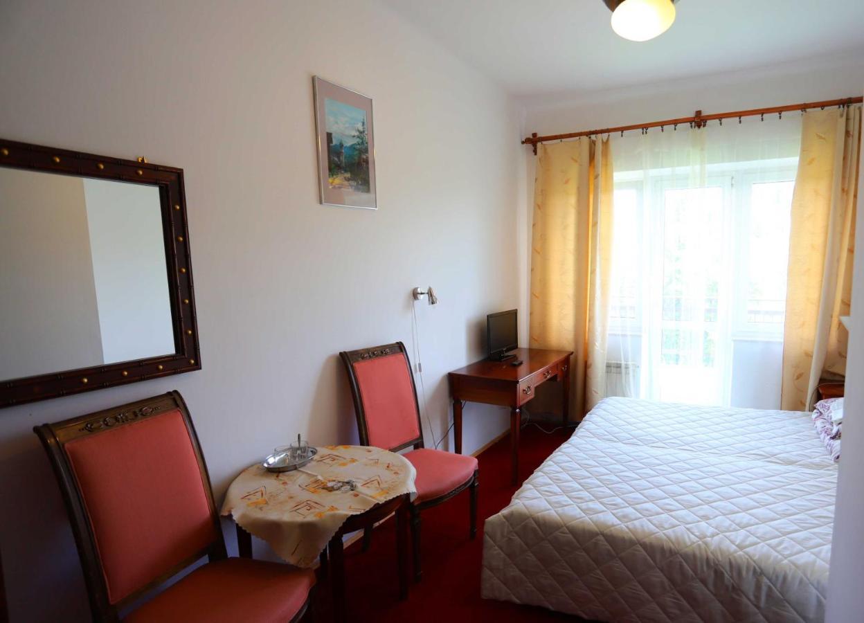 Domy Wczasowe Tryumfy Bed and Breakfast Krynica Zdroj Buitenkant foto