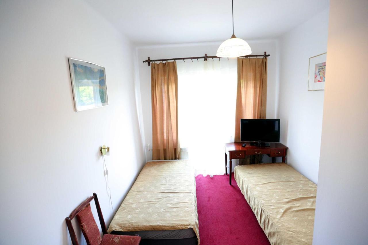 Domy Wczasowe Tryumfy Bed and Breakfast Krynica Zdroj Buitenkant foto